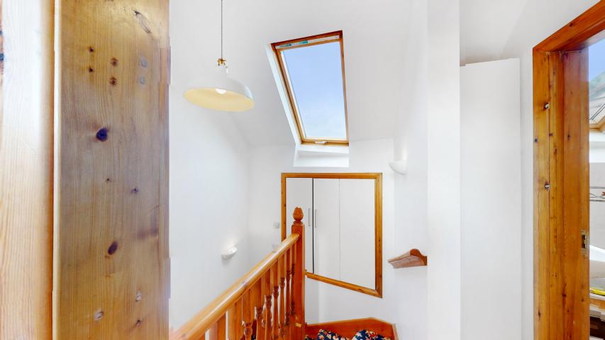 Modern Studio Burnley Road, Dollis Hill